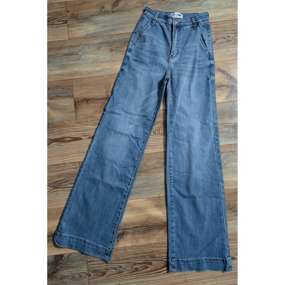 Fashion Nova Wide Leg High Rise Medium Wash Denim Jeans U482